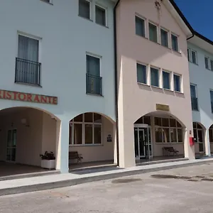 Hotel Risthotel Airport