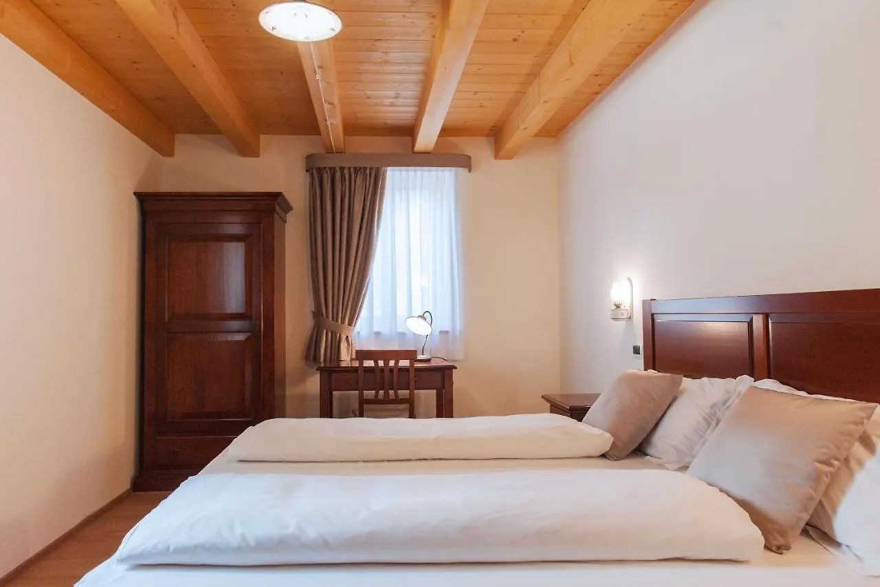 Hotel & Restaurant Pahor Doberdo del Lago 3*,